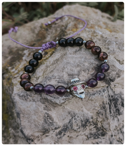 Pulsera de Piedras Naturales con Máscara en Rodio – Misterio, Fuerza y Flow 🔮🖤